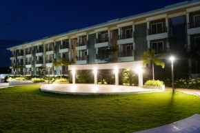 Palm Regal Resort